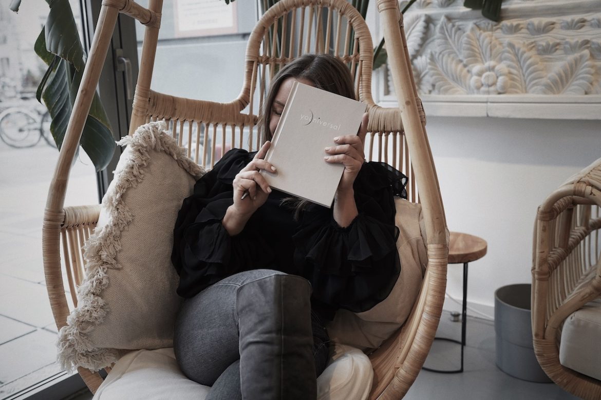 youniversal Journal mag Yavi Hameister